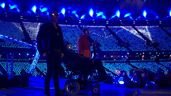 Stephen Hawking opens Paralympic ceremony